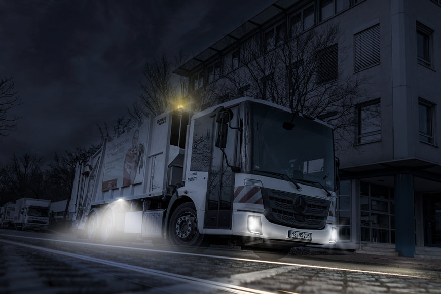 FLAT MOUNTING SOLUTION: HELLA LAUNCHES COMPACT WORK LAMP SERIES